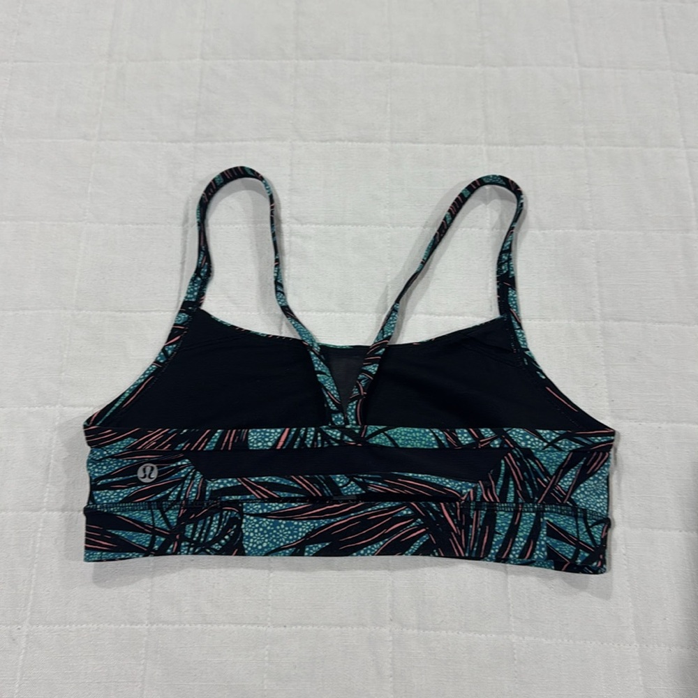 Lululemon Rise and Run Bra - Picture 4 of 10